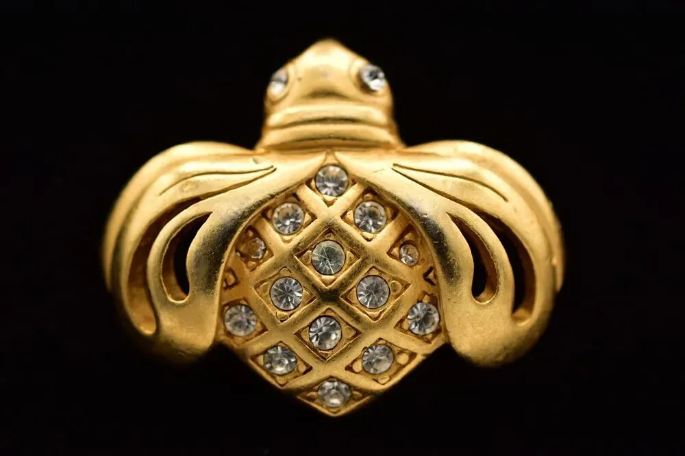 Swarovski Vintage Bee Bug Pin Brooch Brushed Gold Crystal Swan Signed 90s BinBG
